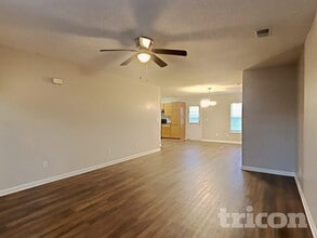 314 E Waverly Pl Ct in Columbia, SC - Foto de edificio - Building Photo