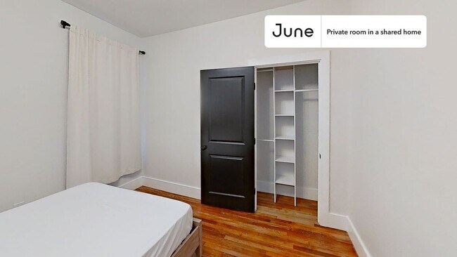 Room in Shared 5 bed/2 bath home in Boston, MA - Building Photo - Building Photo