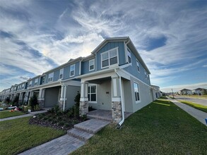 13108 Calming Breeze Wy in Winter Garden, FL - Building Photo - Building Photo