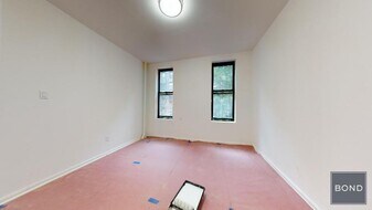314 E 91st St in New York, NY - Building Photo