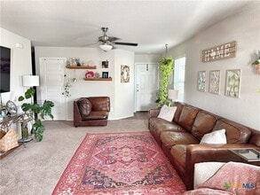 1134 Gracie Wy in New Braunfels, TX - Building Photo - Building Photo