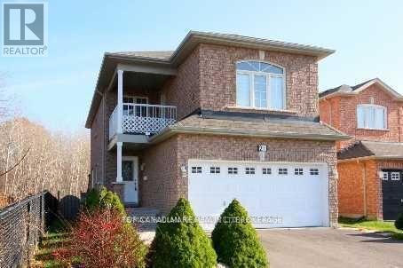 21 Lorridge St in Richmond Hill, ON - Building Photo