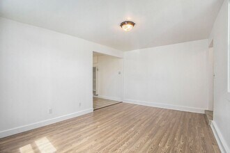 1621 Broadway, Unit 1621 Broadway #A - LU in Alameda, CA - Building Photo - Building Photo