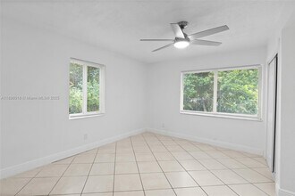533 NW 20th Ave in Fort Lauderdale, FL - Building Photo - Building Photo
