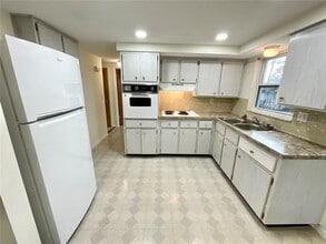 4810 Flora Ave in Holiday, FL - Building Photo - Building Photo