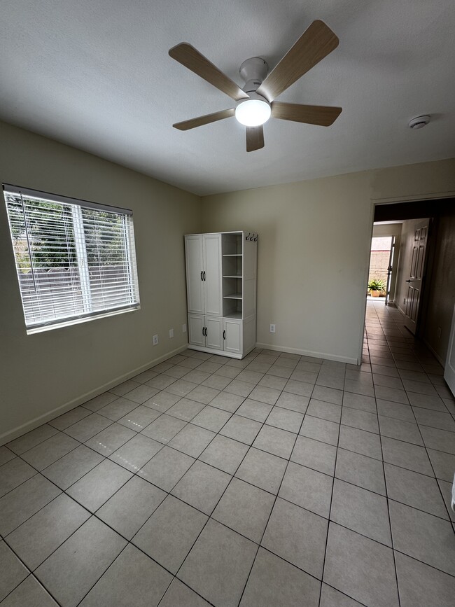property at 5527 Bolivar St