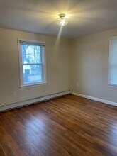 38 Madison St in Newburyport, MA - Foto de edificio - Building Photo