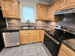 3015 Hedgerow Pass in Fort Wayne, IN - Building Photo - Building Photo