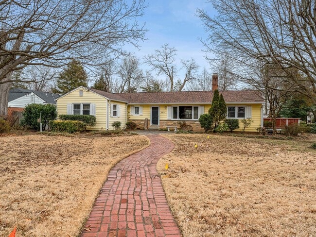 property at 3503 Maple Ct