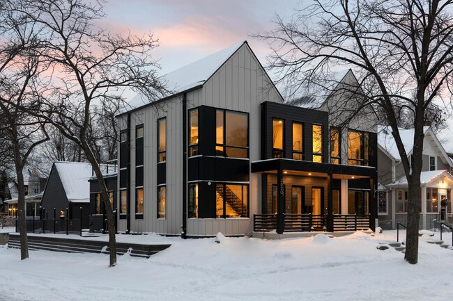 2818 W 40th St in Minneapolis, MN - Building Photo - Building Photo