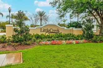 8512 Shallow Creek Ct in New Port Richey, FL - Building Photo - Building Photo