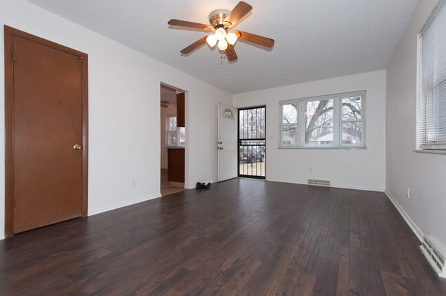 1607 Elmore Ave in Columbus, OH - Building Photo - Building Photo