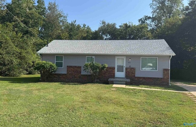 3205 Delisa Cir NW in Huntsville, AL - Building Photo - Building Photo