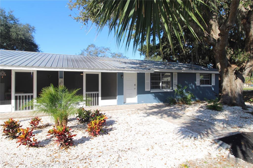 601 Osceola Rd in Nokomis, FL - Building Photo