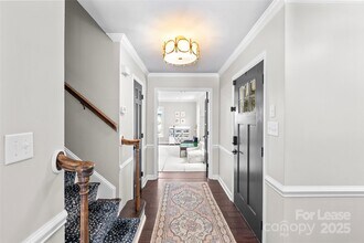 2544 Ainsdale Rd in Charlotte, NC - Building Photo - Building Photo