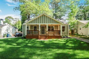 1321 Avon Ave SW in Atlanta, GA - Building Photo