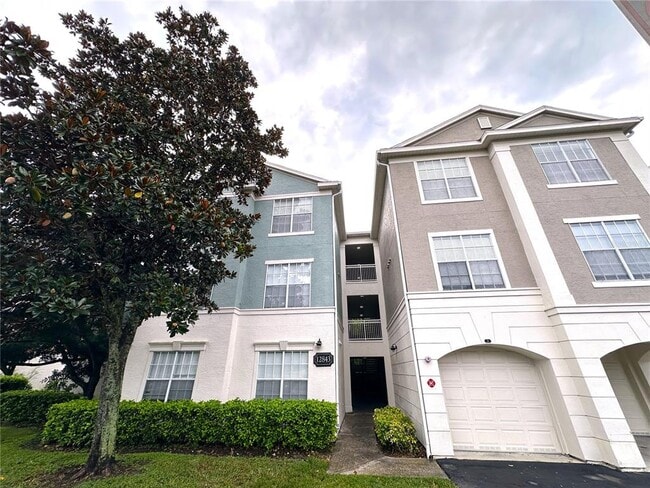 property at 12843 Madison Pointe Cir