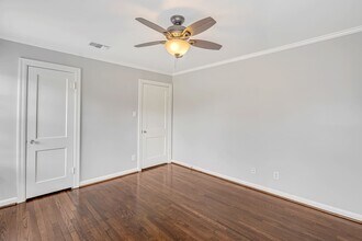 1004 Lawrence St in Houston, TX - Building Photo - Building Photo