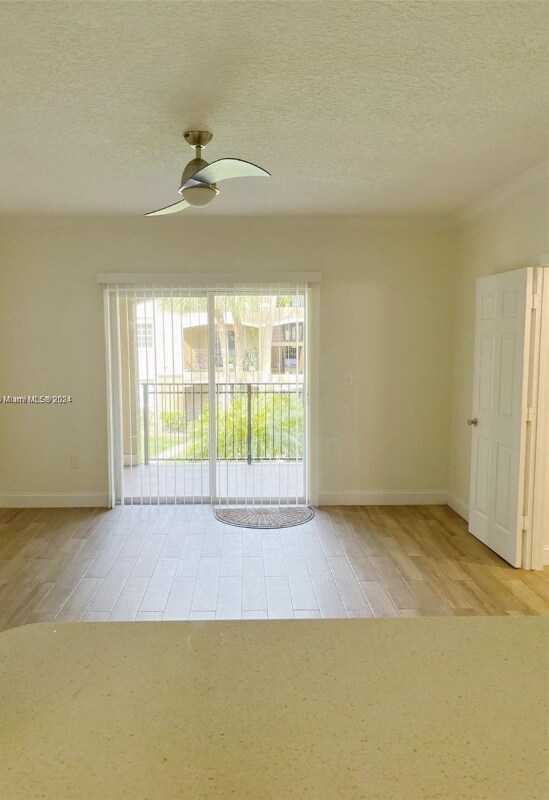 140 SW 117th Ave in Pembroke Pines, FL - Building Photo - Building Photo