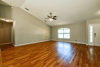 1320 Rain Forest Ln in Minneola, FL - Building Photo - Building Photo