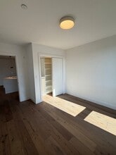 1121 Dorchester Ave in Boston, MA - Foto de edificio - Building Photo