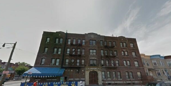 916 Brooklyn Ave in Brooklyn, NY - Foto de edificio