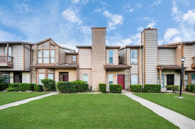 property at 12500 Brookglade Cir