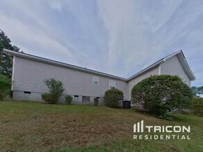 147 Trillium Rd in Columbia, SC - Foto de edificio - Building Photo