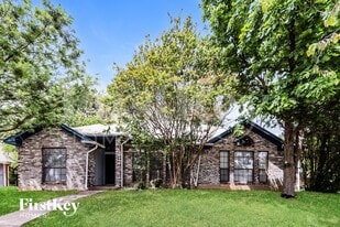 3337 Evers Pkwy in Denton, TX - Building Photo