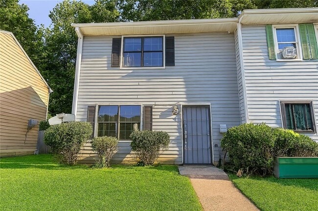 property at 7000 Oakhill Cir