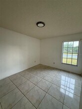 2705 Uxbridge Ln in Kissimmee, FL - Building Photo - Building Photo