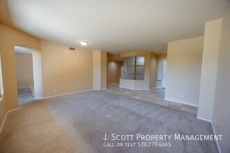 18462 W Western Star Blvd in Goodyear, AZ - Building Photo - Building Photo