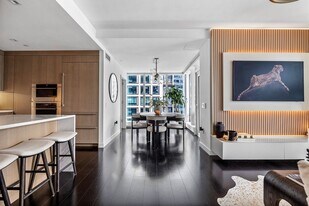 150 Seaport Blvd in Boston, MA - Building Photo