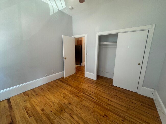 93 E Brookline St, Unit 93 East Brookline St. #2