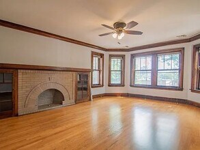 4455 N Artesian Ave in Chicago, IL - Foto de edificio - Building Photo