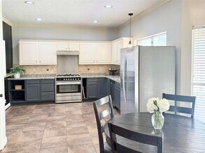 5718 Charlestown Colony Dr in Houston, TX - Building Photo - Building Photo