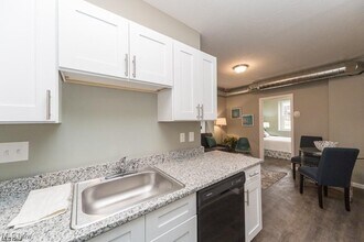 14814 Clifton Blvd in Lakewood, OH - Building Photo - Building Photo