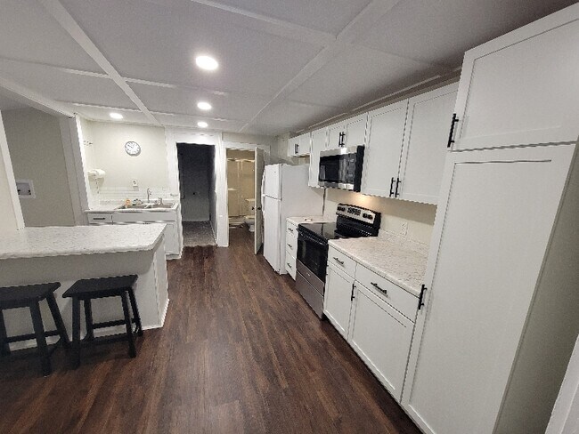 214 Fulton St in Port Clinton, OH - Building Photo - Building Photo