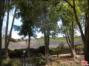 28915 Thousand Oaks Blvd in Agoura Hills, CA - Building Photo - Building Photo