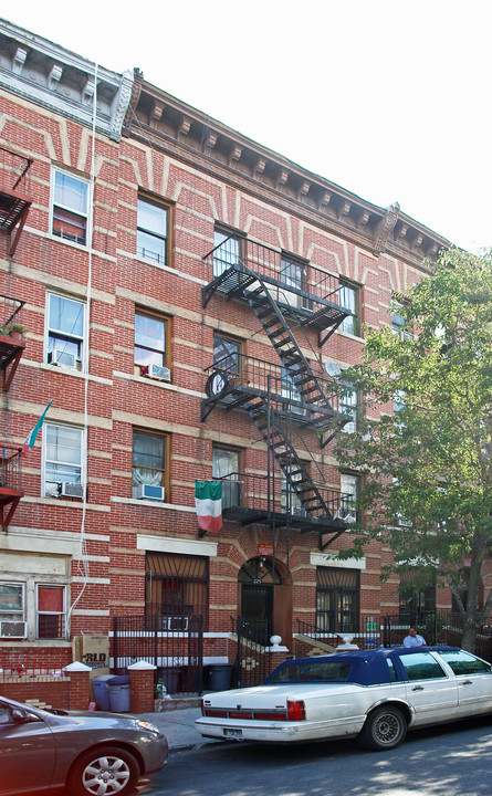 225 23rd St in Brooklyn, NY - Foto de edificio