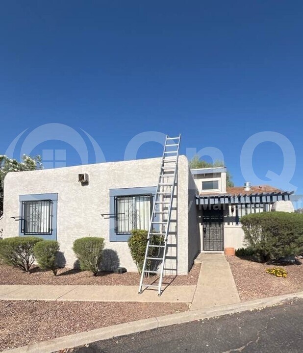 3402 N Richland Dr in Tucson, AZ - Foto de edificio