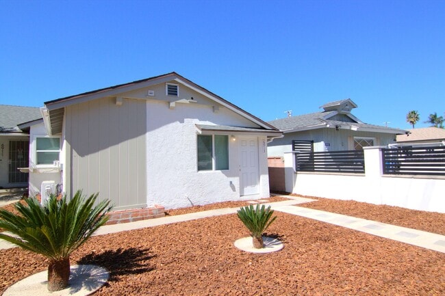 property at 6913 Vanalden Ave