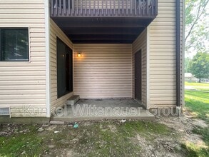 52 Pepperwood Ct in Glen Carbon, IL - Building Photo - Building Photo