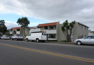 Cordova Apartments in Chula Vista, CA - Building Photo - Building Photo