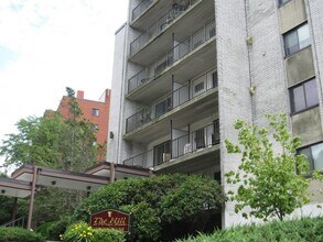 308 Quarry St, Unit 502 in Quincy, MA - Building Photo - Building Photo