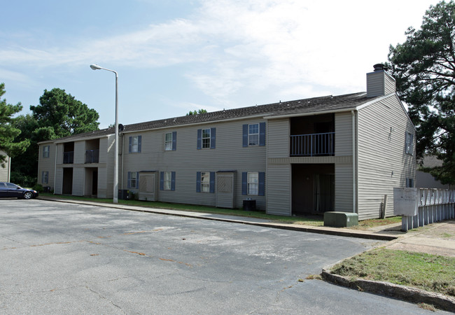 Lakes at Epping Way in Memphis, TN - Building Photo - Building Photo