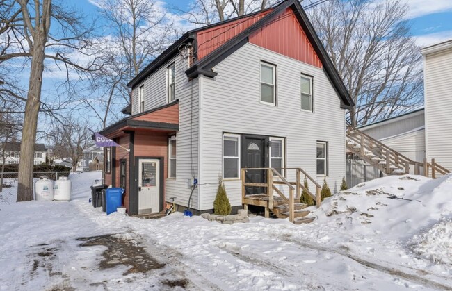 13 Winter St, Unit Apt#1