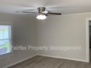 1120 Walnut St in Burlington, NC - Building Photo - Building Photo