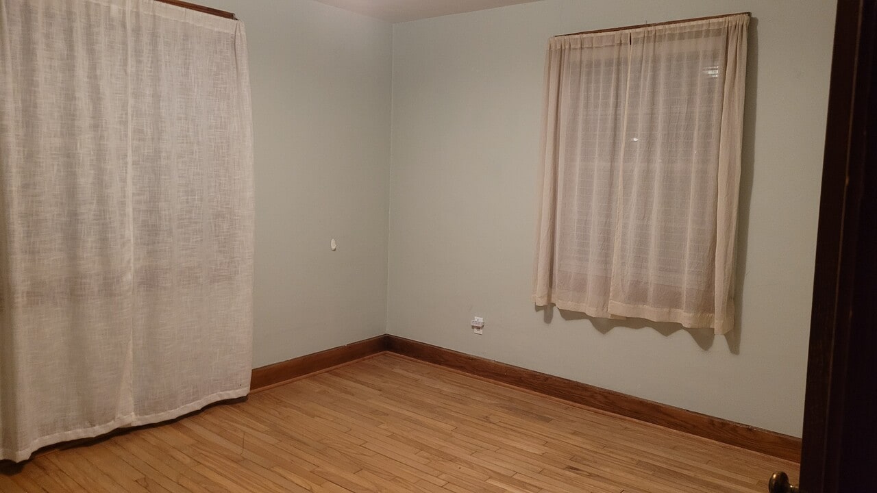 4015 Moss Rose Dr, Unit Bedroom 2 in Nashville, TN - Building Photo