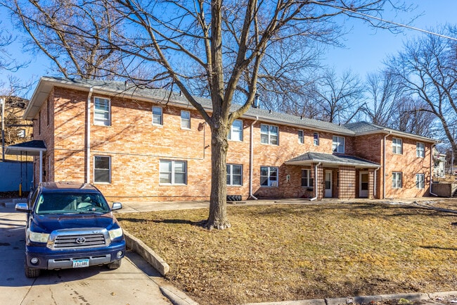 625 Irving St in Des Moines, IA - Foto de edificio - Building Photo
